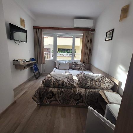 Guest Rooms Kostovi Νεσέμπαρ Εξωτερικό φωτογραφία