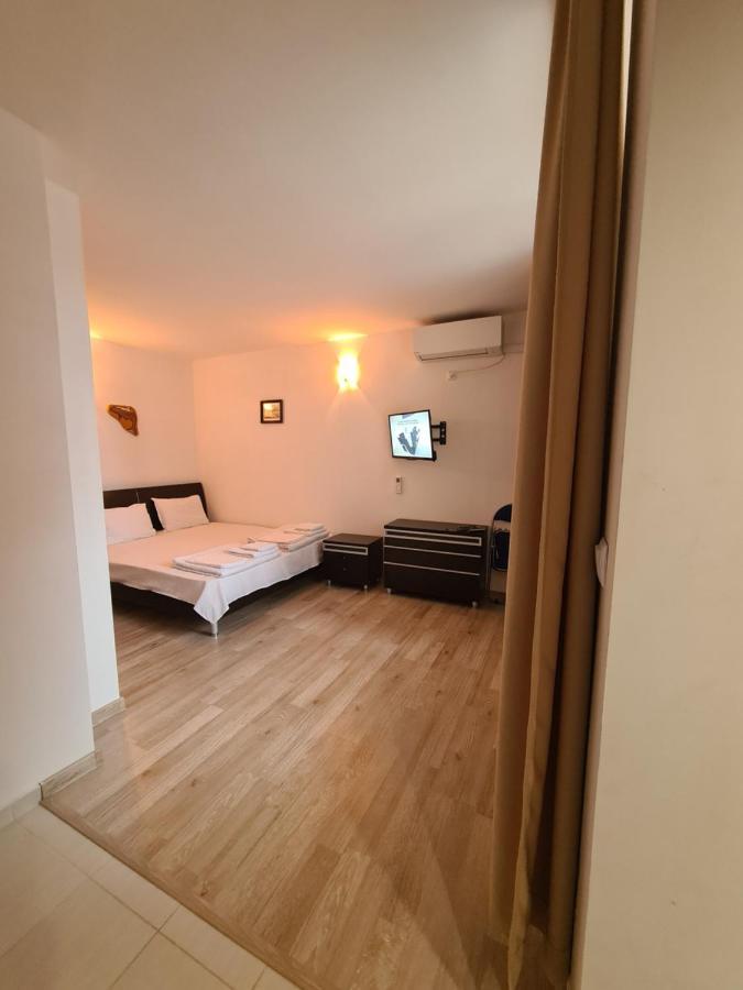 Guest Rooms Kostovi Νεσέμπαρ Εξωτερικό φωτογραφία