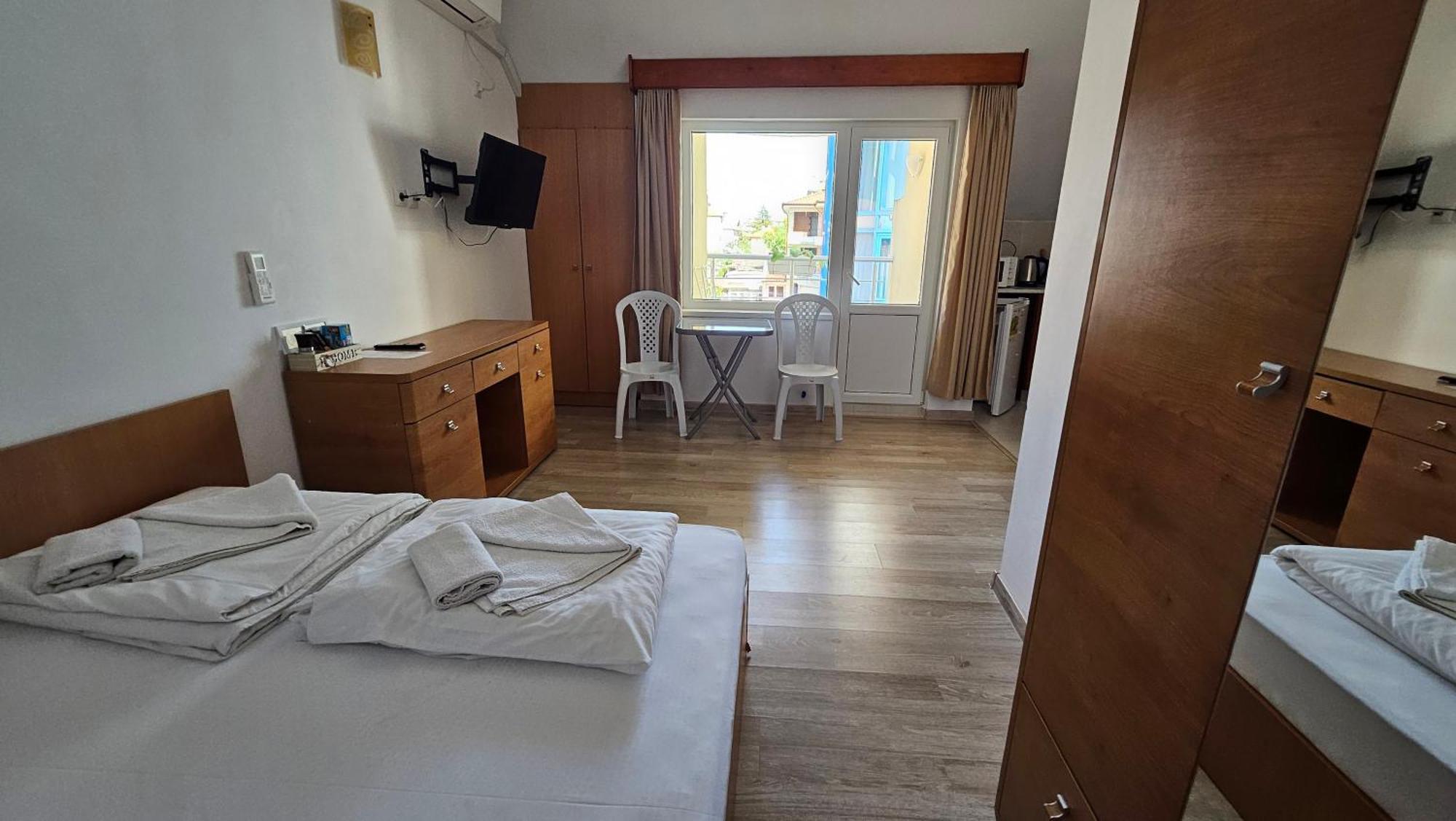 Guest Rooms Kostovi Νεσέμπαρ Εξωτερικό φωτογραφία